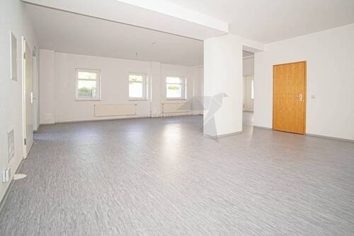 Büro-Praxisraum I-I - Büro mit 84,00 m&sup2; in Wittgensdorf zur Miete