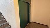 Aufzug - Treppenhaus - 