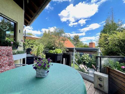 großer Balkon - 