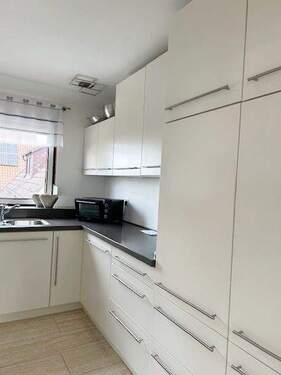 .. moderne Einbauküche ! - 