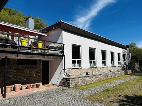 Schwimmhalle - 