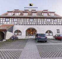 Charmante 2,5-Zimmer Wohnung in denkmalgeschütztem Haus - saniert, zentral und ruhig in Illingen!