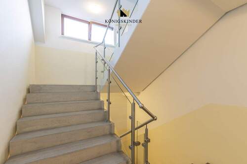 Treppenhaus - Etagenwohnung mit 66,50 m² in Illingen zum Kaufen
