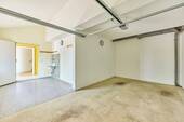 Garage und Hauswirtschaftsraum - 