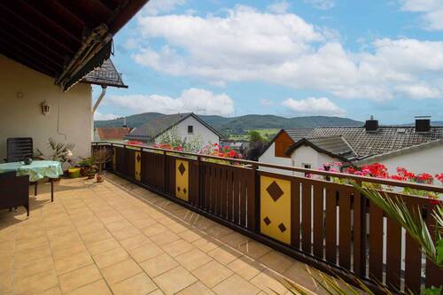 Terrasse - 1 Zimmer Einfamilienhaus zum Kaufen in Biedenkopf