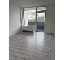 Renovierte 2-Zimmer-Stadtwohnung mit Balkon - Herford Innenstadt