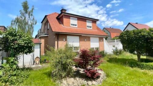 Außenansicht/Garten - 5 Zimmer Einfamilienhaus in Bad Pyrmont