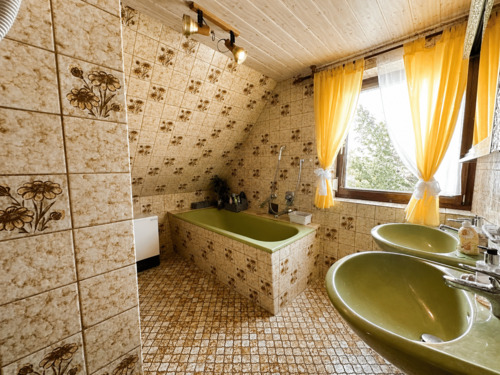 Badezimmer 1.png - 