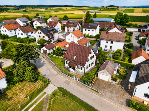 Drohnenansicht.png - 1 Zimmer Einfamilienhaus zum Kaufen in Bernstadt