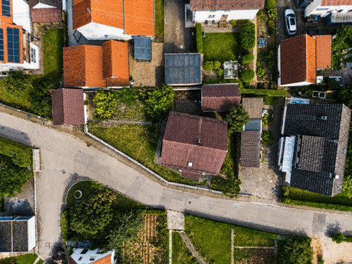 Drohnenansicht 1.png - 1 Zimmer Einfamilienhaus in Bernstadt