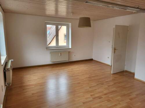 Wohn-/Essbereich - 3 Zimmer Etagenwohnung zur Miete in Windsbach