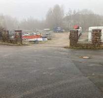 Unbebaute Gewerbeimmobilie, derzeit als Lagerplatz genutzt in Waldheim