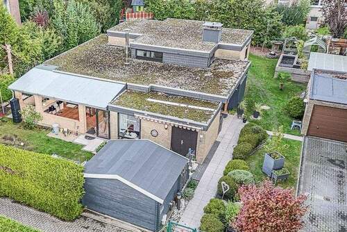 Schön eingewachsen und beschaulich - 7 Zimmer Einfamilienhaus in Wilhelmshaven