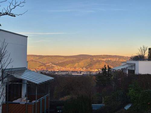Aussicht - 3 Zimmer Etagenwohnung zum Kaufen in Stuttgart