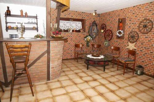 Keller, Sitzecke Bar.jpg - 