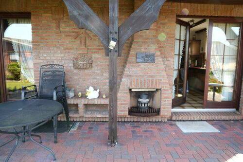 Terrasse mit Außenkamin.jpg - 