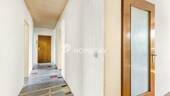 Flur 2 - 