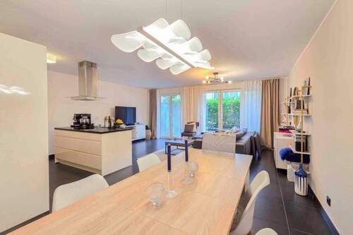 Wohn- und Essbereich - 3 Zimmer Etagenwohnung zum Kaufen in Hürth