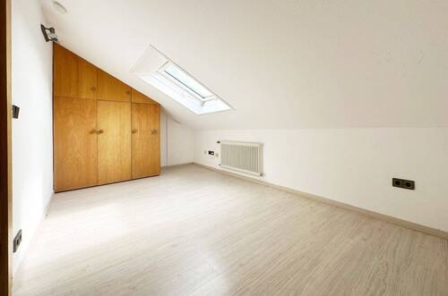 Zimmer 2 - 
