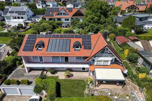 Photovoltaik und Solaranlage - Einmalige Gelegenheit auf der Weinburg in Radolfzell Haus mit 343 m² Wohnfläche und großem Grundstück zu verkaufen