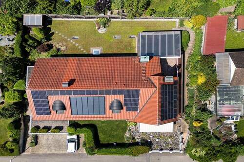 Anwesen von oben - 8 Zimmer Mehrfamilienhaus, Wohnhaus zum Kaufen in Radolfzell am Bodensee