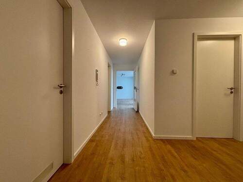 Flur 1 - Etagenwohnung mit 88,70 m² in Bad Krozingen zum Kaufen