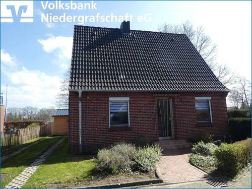 Straßenansicht - Tag der offenen Türopen huis am 24.04.26 von 16:00 - 19:00 Uhr