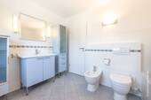 Weitere Ansicht vom Bad - 