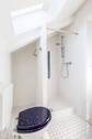 Duschbad mit Fenster im DG - 