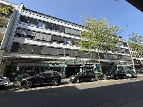 Frontansicht - Büro- und Geschäftshaus im Zentrum von Kassel