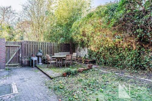 Grüner Innenhof m. Terrasse - Mehrfamilienhaus, Wohnhaus in Lüneburg zum Kaufen