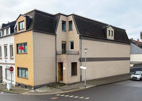 Außenansicht - Einfamilienhaus mit Entwicklungspotenzial