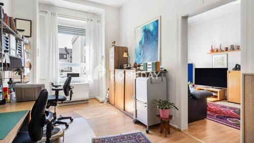 Büro 1 - 