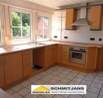 Großzügige 4 Zimmer Dachgeschoss Wohnung mit großem Süd-Balkon im Zweifamilienhaus - Lingen (Ems) Baccum Großzügige 4 Zimmer Dachgeschoss Wohnung mit großem Süd-Balkon im Zweifamilienhaus - Lingen (Ems) Baccum