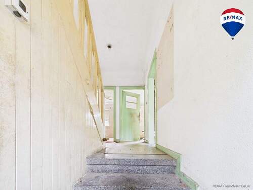 REMAX Immobilien DeLux Einfamilienhaus Diele Ballweiler Mark Borowicz - 