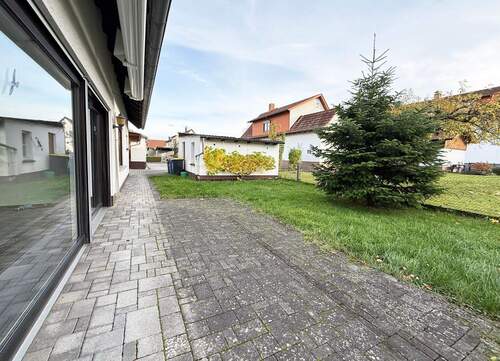 ... mit Terrassen- & Gartenzugang - 5 Zimmer Einfamilienhaus in Buseck