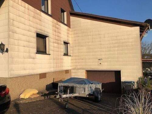 Garage - Einfamilienhaus mit 135,00 m&sup2; in Neunkirchen zum Kaufen