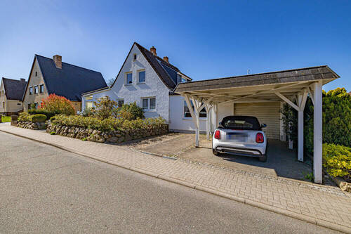 Mit Carport - Einfamilienhaus mit 161,00 m&sup2; in Laboe zum Kaufen