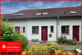 Frontansicht - Gepflegtes Mittelreihenhaus mit Ausbaureserve