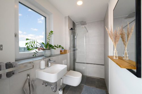 Bad - Büro zur Miete in Eresing