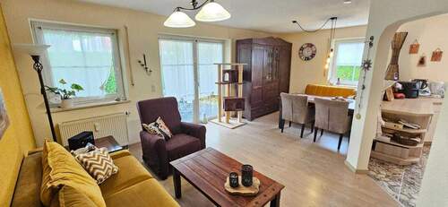 Wohnzimmer - Etagenwohnung zum Kaufen in Burglengenfeld