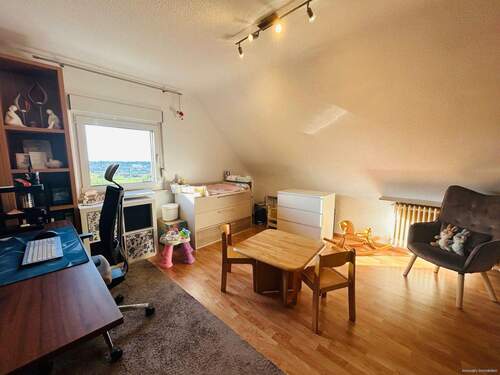 Kinderzimmer im OG - 