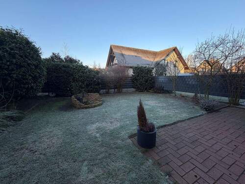 Garten mit Terrasse - 