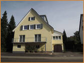 Ansicht West - 9 Zimmer Mehrfamilienhaus, Wohnhaus zum Kaufen in Zell am Harmersbach