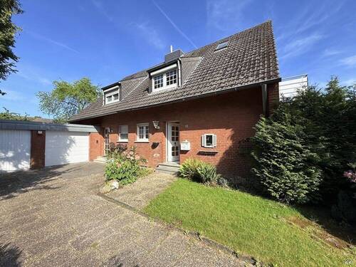Aussen_Front_Eingang_ - Platz für Ideen, Kinder & Liegestuhl - Haus mit Süd-West-Garten in St. Tönis Bremmental