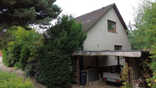 Giebelansicht rechts - 6 Zimmer Einfamilienhaus in Buxtehude