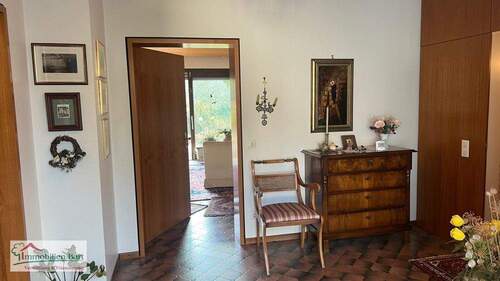 EG - Diele - 5 Zimmer Einfamilienhaus zum Kaufen in Mettlach