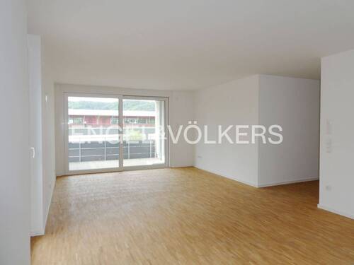 Bild 1 - Seniorengerechte 3-Zimmer-ETW mit Südbalkon und Carport . modernes Wohnen mit bester Infrastruktur