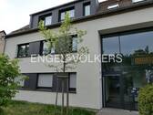 Hauseingangseite - 3 Zimmer Etagenwohnung zum Kaufen in Tübingen