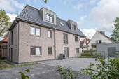 Bild 1 - Ihr neues Zuhause mit hochwertiger Ausstattung!Charmante Erdgeschosswohnung in Oldenburg
